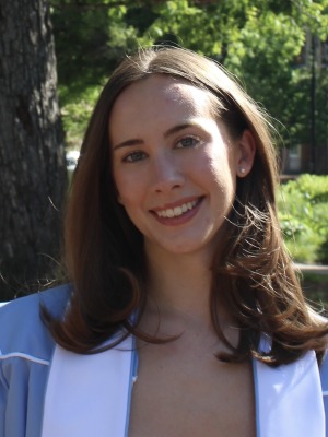 photo of Claire Evans